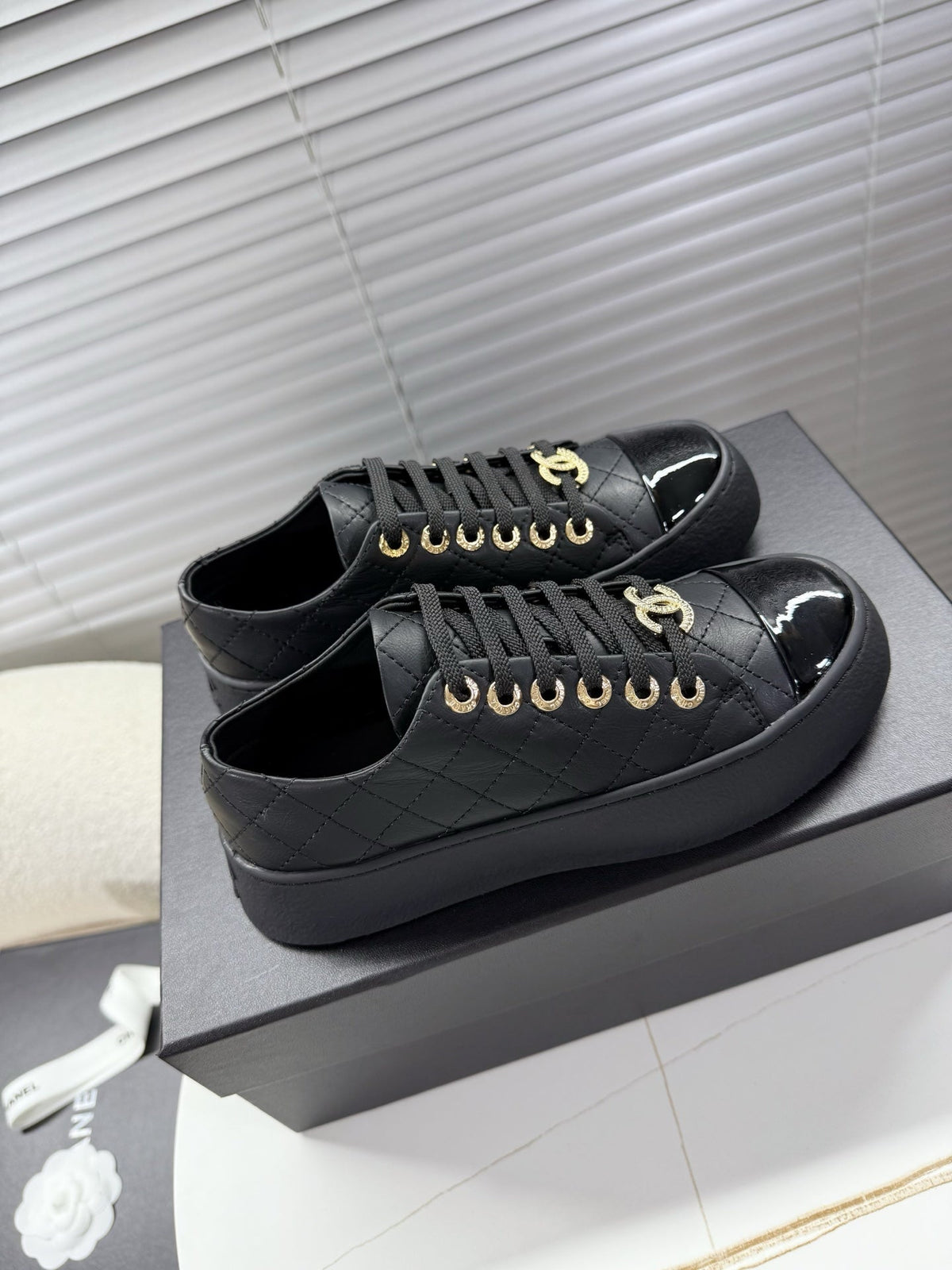 CHANEL 25S TRAINERS BLACK FULL 35MM IN CALFSKIN